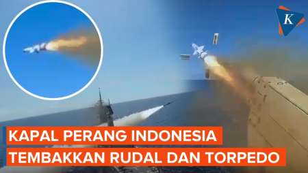 Detik-detik Kapal Perang Indonesia Tembakkan Rudal dan Torpedo di Laut Bali