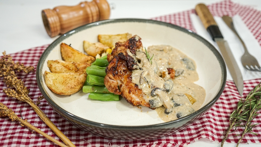 Resep Viral Steak Ayam Saus Jamur, Menu ala Resto Versi Low Budget!